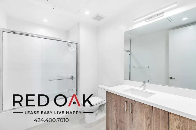 Foto del edificio - Sun-Drenched, Serene One Bedroom with a Sp...