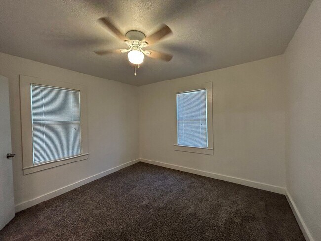 Foto del edificio - 1937 B Street, Oroville - PRICE DROP!!
