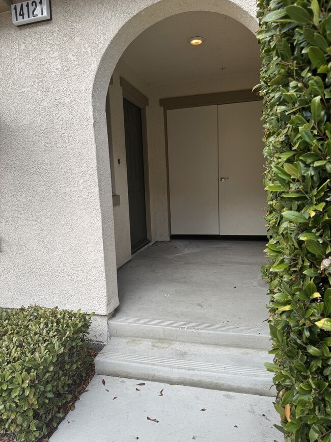 Entrada principal - 14121 W Oak Ln