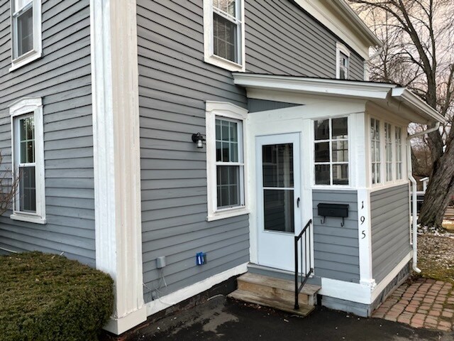 Front Entrance - 195 S Main St