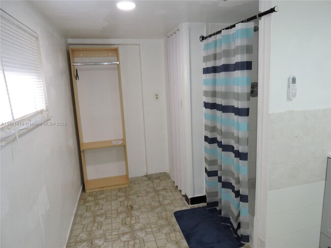 Foto del edificio - 5451 W 10th Ave