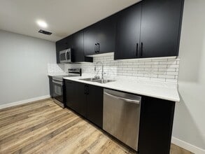 Building Photo - 8049 Cedric Mah Rd