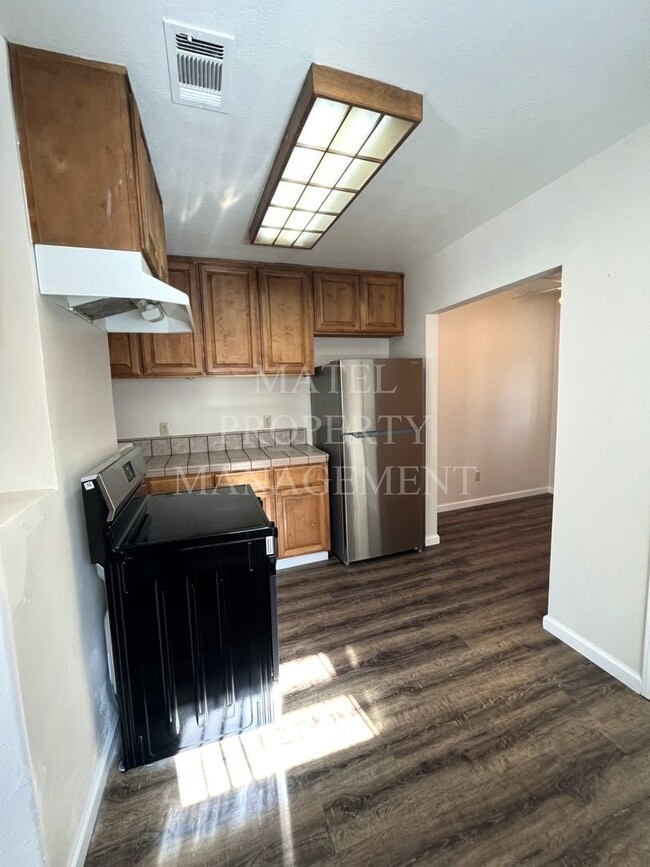 Foto del edificio - No Deposit