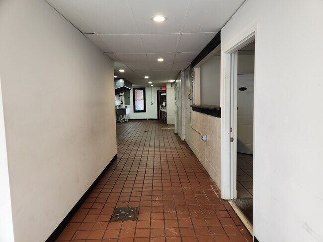 Foto del edificio - 27 Main St