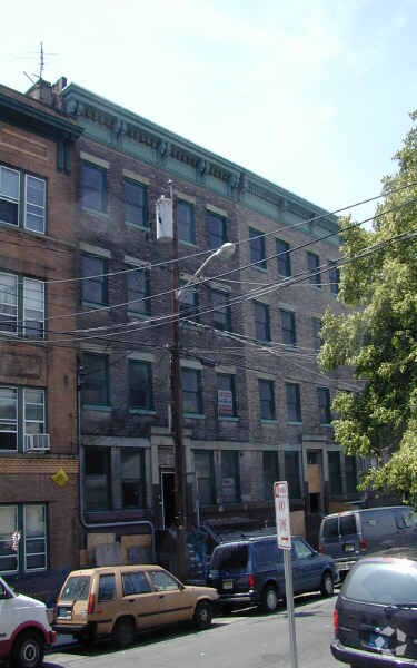 Building Photo - St. Paul's Court I & Ii