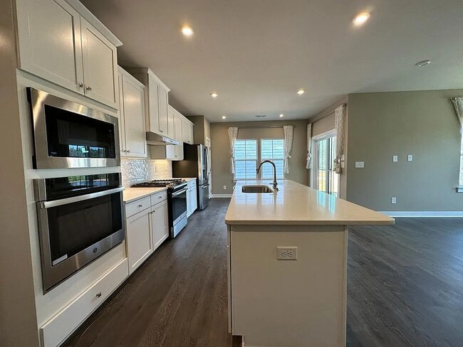 Building Photo - 1021 Augustus Beamon Dr