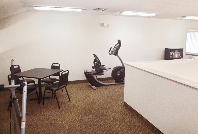 Foto del edificio - Southpointe Villa Affordable Senior Community
