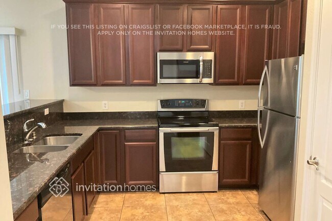 Foto del edificio - 13444 N 87th Dr