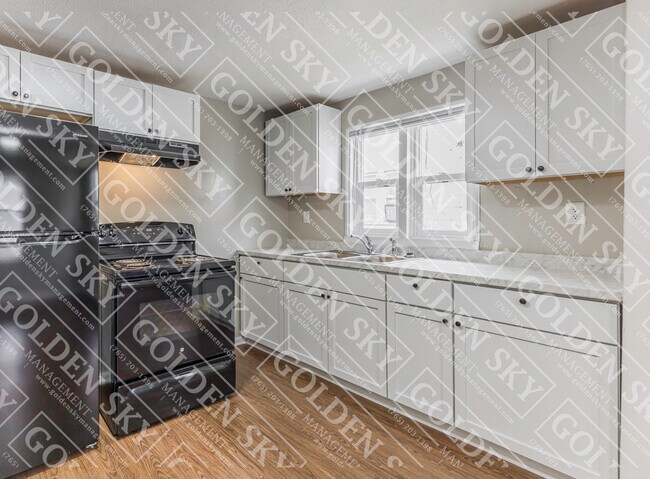 Building Photo - 2908 S Monroe St