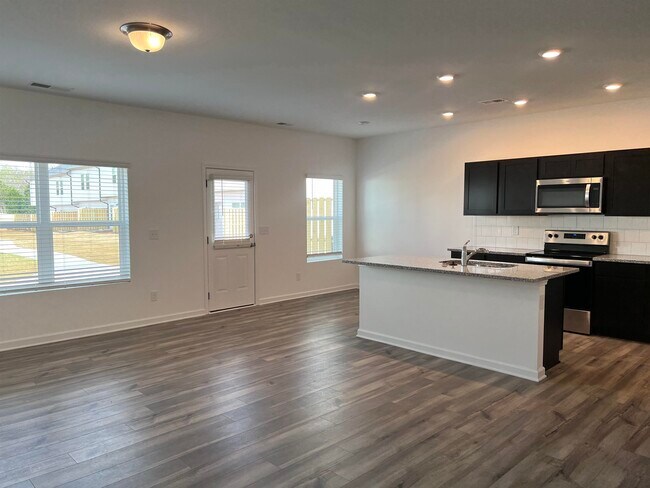 Foto del edificio - 1348 Cooper Springs Rd