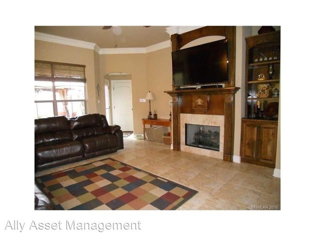 Building Photo - 4 br, 2 bath House - 1301 Quincy Drive