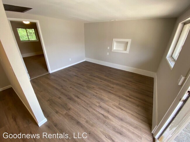 Foto del edificio - 1116-1118 Holloway St