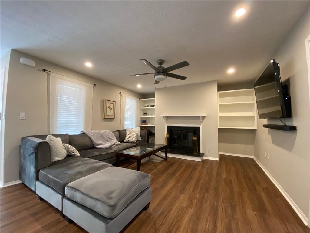 704 Dunbar Dr, Dunwoody, GA 30338 Condo for Rent in Dunwoody, GA