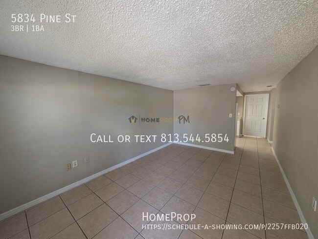 Foto del edificio - 5834 Pine St