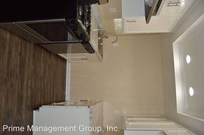 Foto del edificio - 3 br, 2.5 bath Apartment - 3160 Vineland Ave.