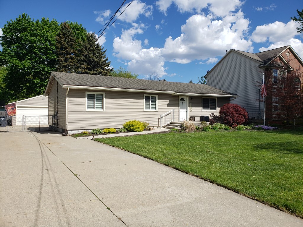 Primary Photo - 3136 Kilmer Dr