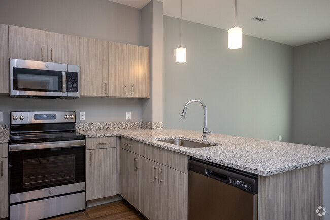 A5 - 1BR,1BA - 752 SF - Kitchen - Novi at Concord