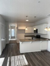 Building Photo - 1094-L1094 3980 W