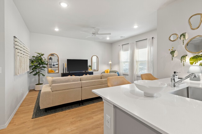 Building Photo - Zeal at Quail