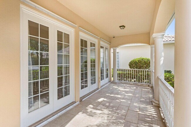 Foto del edificio - 8033 Kaliko Ln