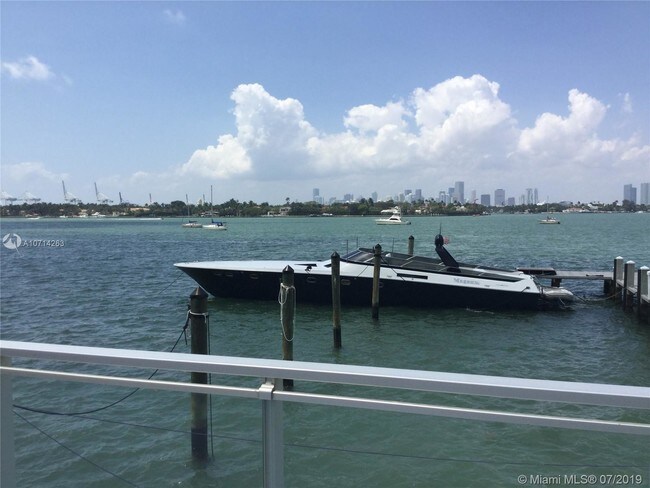 Foto del edificio - 1200 West Ave