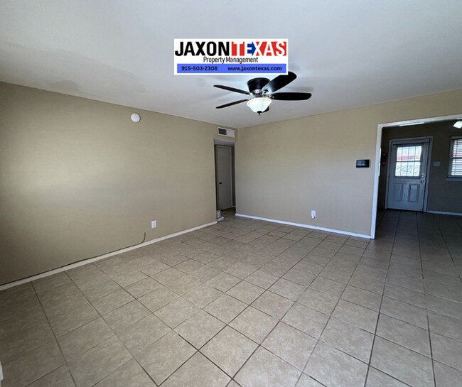 Foto del edificio - 9329 Roanoke Dr