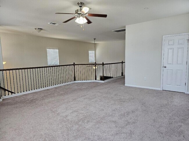 Foto del edificio - 3240 E Whitestone Blvd