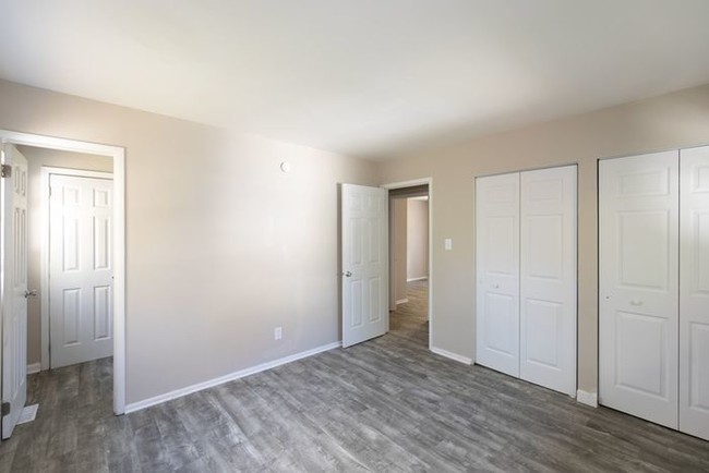 Building Photo - 4037 Whitaker Dr