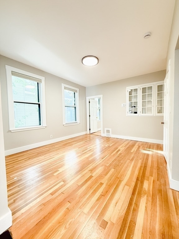 Foto del edificio - 36 Myrtle Ave