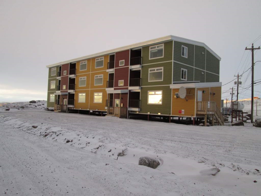 Photo principale - 12-plex Apartments