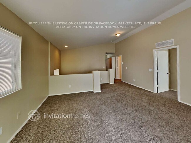 Foto del edificio - 4642 N 108th Ave