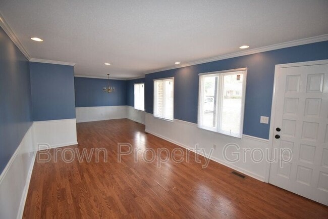 Foto del edificio - 5733 Archer Rd