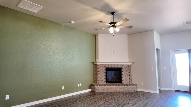 Building Photo - 2602 Ivy Ct