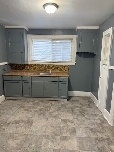 Cocina - 10303 Morley St