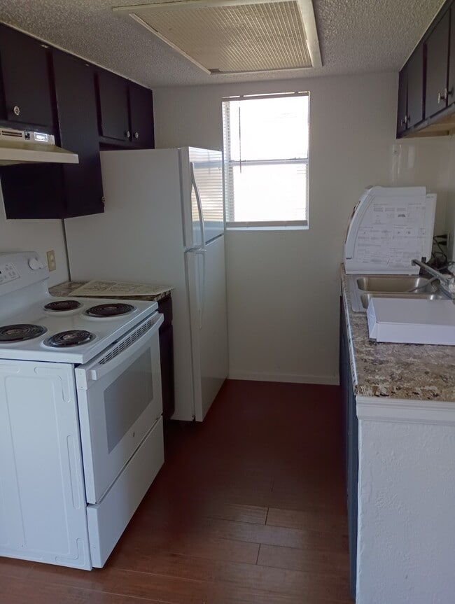 1009 Burkett St Unit D, Taylor, TX 76574 Apartments in Taylor, TX