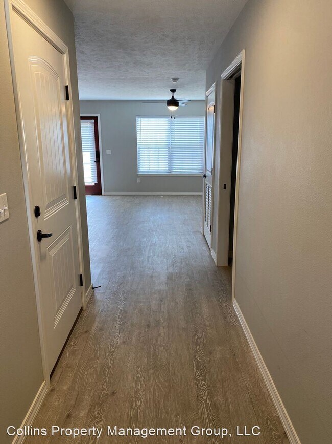 Building Photo - 3 br, 2.5 bath House - 1310 S. Lexington A...