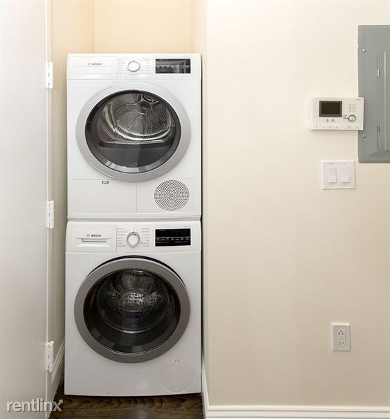 Foto del edificio - 212 E 95th St