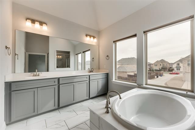 Foto del edificio - 12645 Murray Ln
