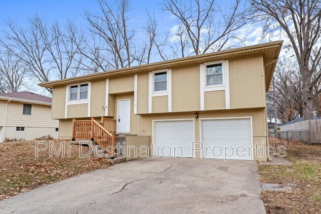 Foto del edificio - 113 Meadow Ln