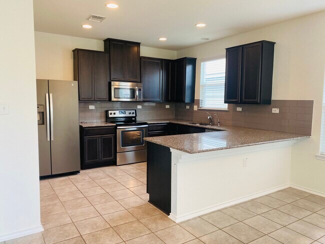Building Photo - 2036 Brandywine Dr