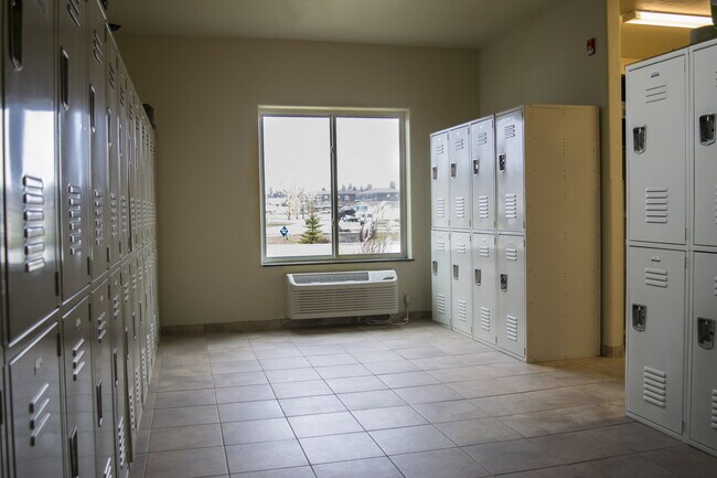 Foto del edificio - 1193 14th RP-Dickinson, LLC