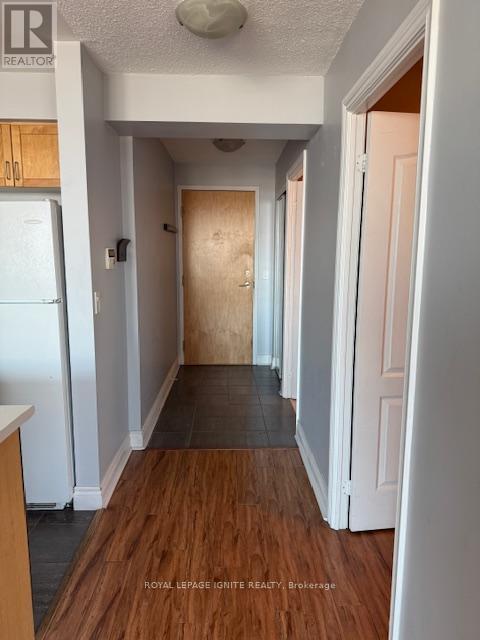 Photo du bâtiment - 60 Brian Harrison Way