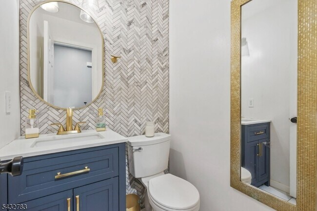 Foto del edificio - 424 Tall Oak Ln
