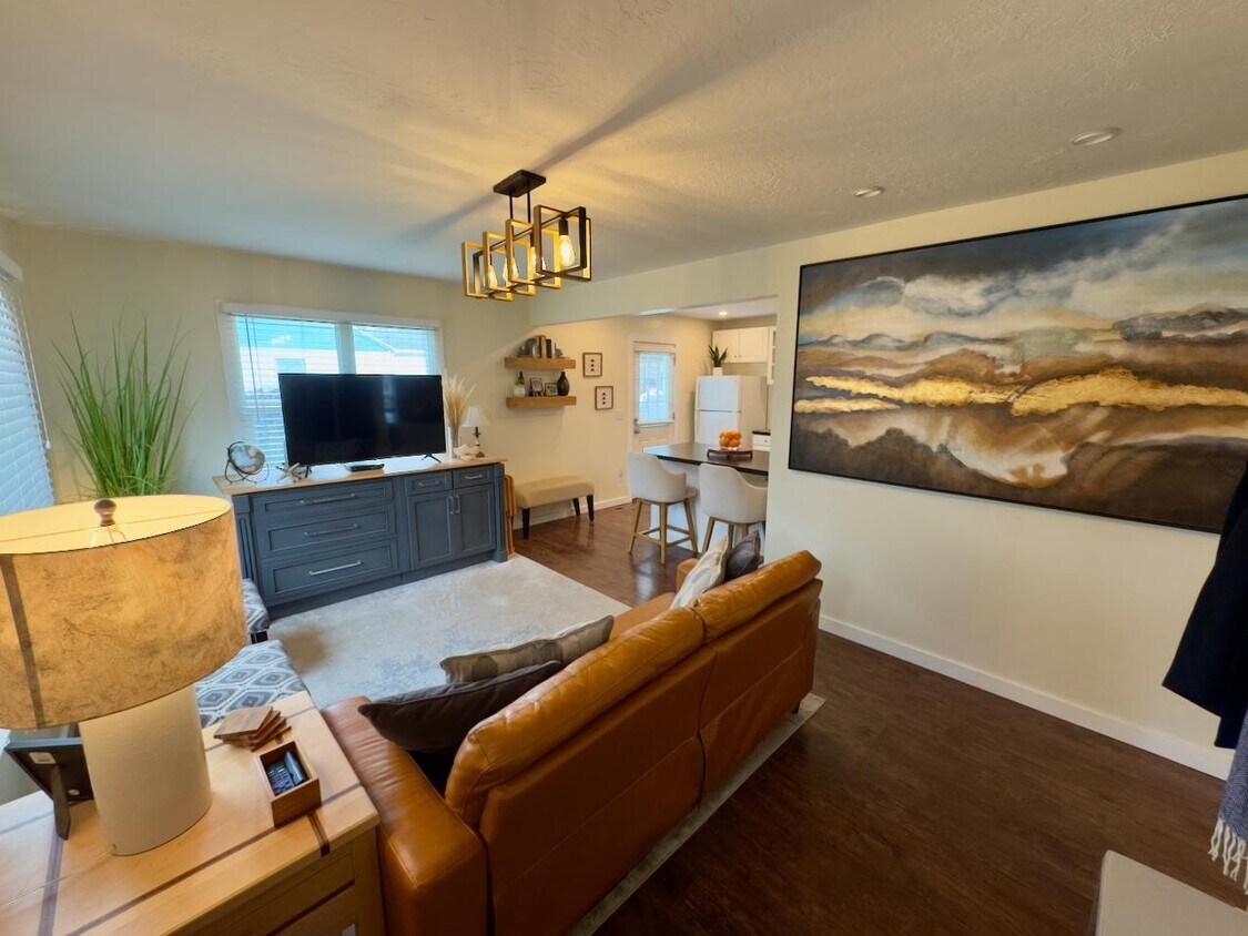 Foto principal - 735 N 25 W St