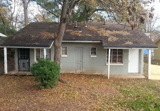 Building Photo - 1176 Garibaldi St SW