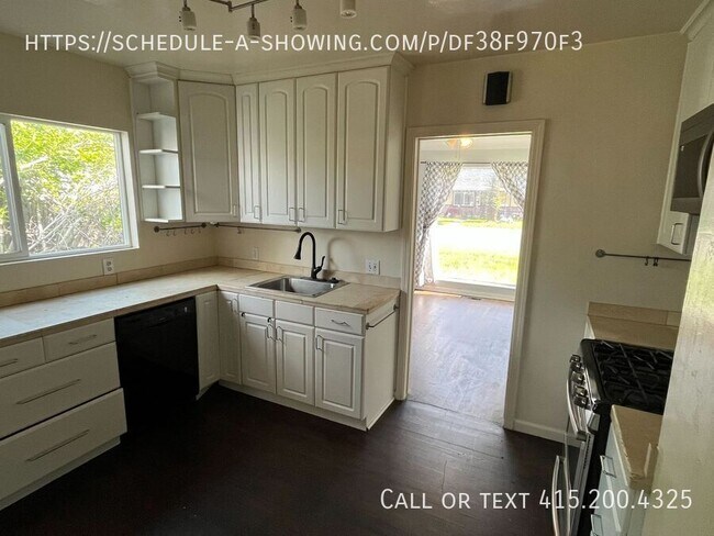Foto del edificio - 1605 Elmwood Ave