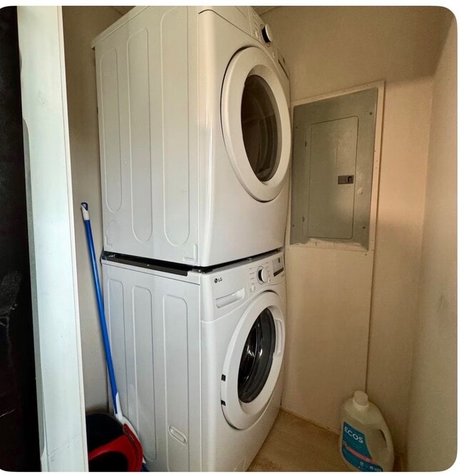 Foto del edificio - 5224 NE 62nd Ave