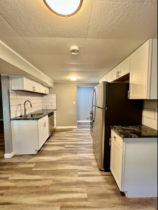 1217 12th St Unit 1/2, Greeley, CO 80631 Apartment for Rent in