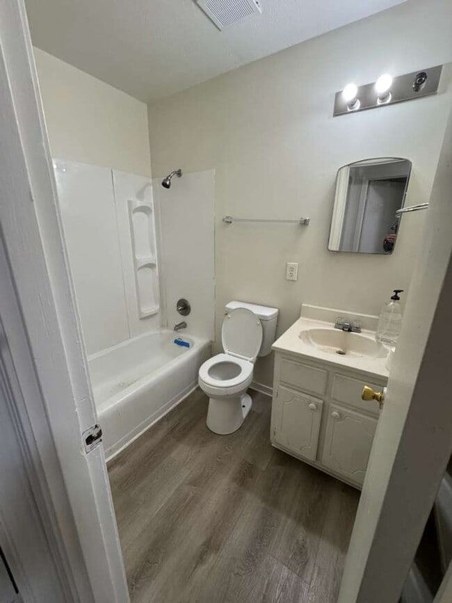 Building Photo - 6457 Stuardi Ct