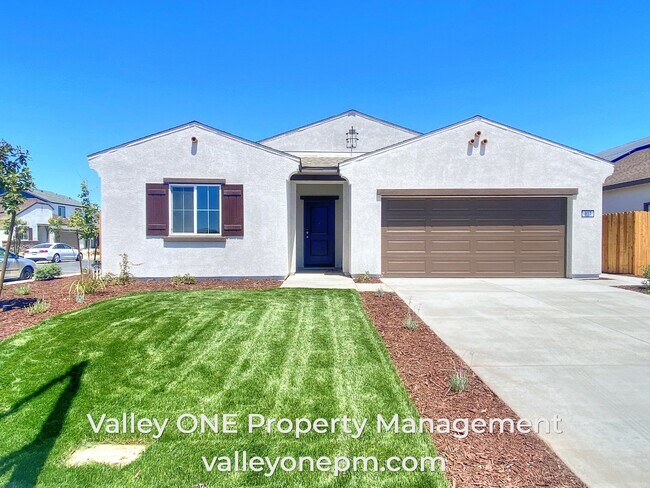 Building Photo - Casita with separate entrance AVAILABLE FI...